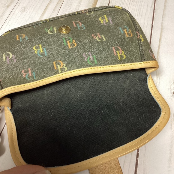 Vintage Dooney & Bourke Wristlet - Picture 7 of 11